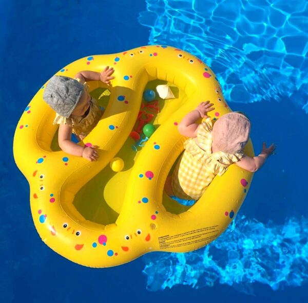 Duo twin shops pool float